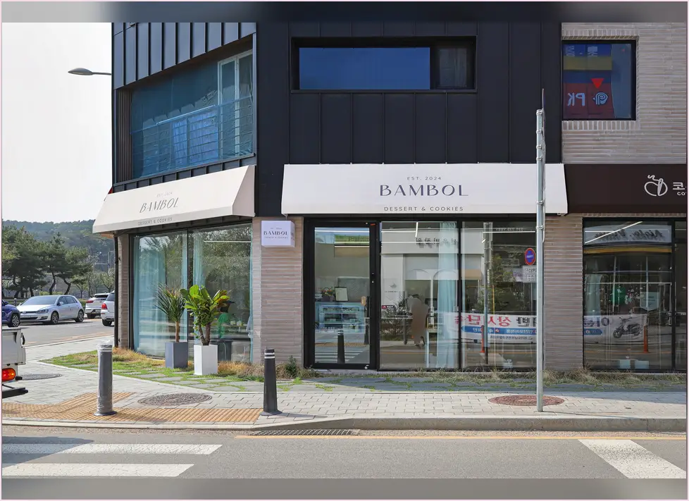 강남 세곡동 베이커리 카페 인테리어 현장 시공 실사